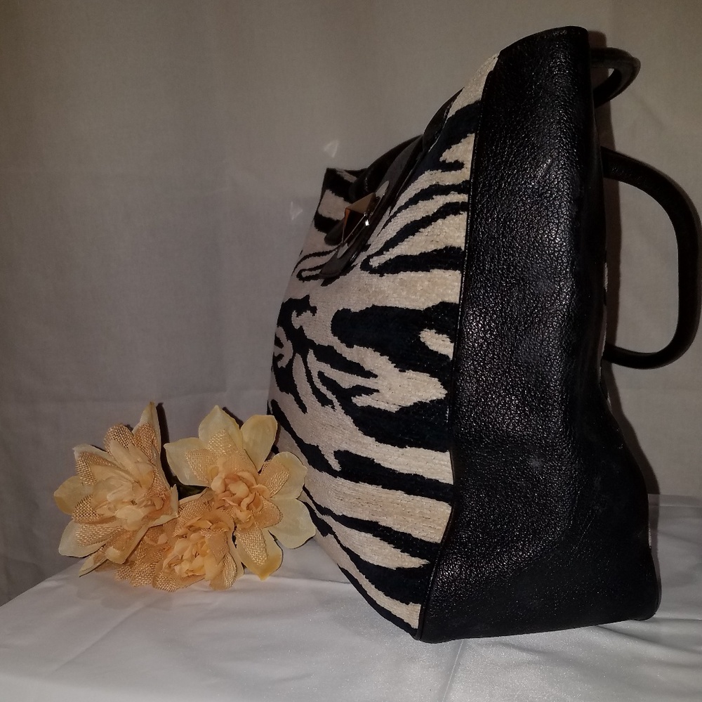 Authentic Kate Spade chenille and leather zebra pr